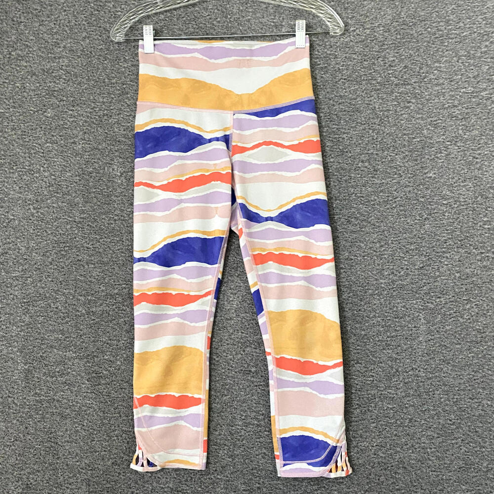 Lululemon Women’s Size 4 Multi-Color High Rise Cropped Activewear Leggings